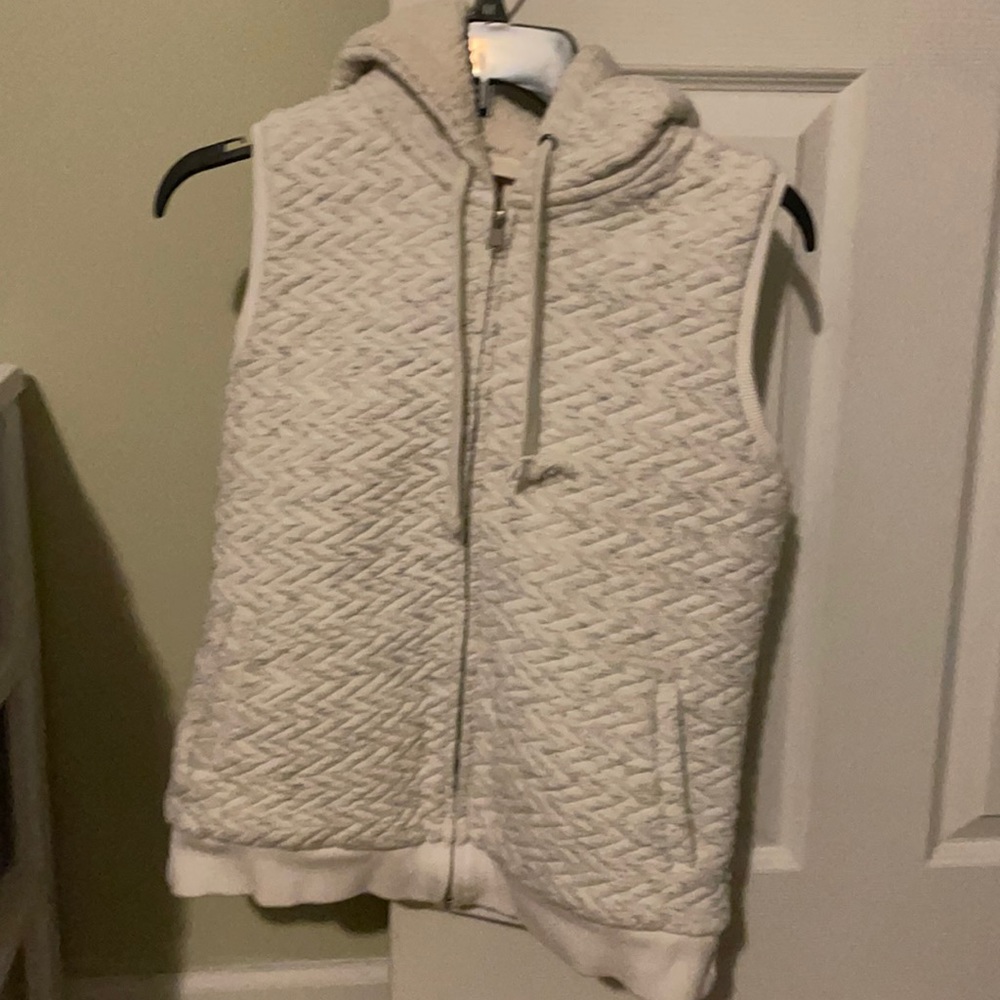 XS vest with hood